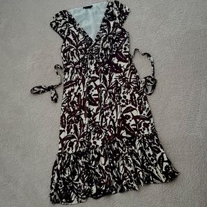 BCBGMAXAZRIA Deep V Neck Tropical Print Silk Dress